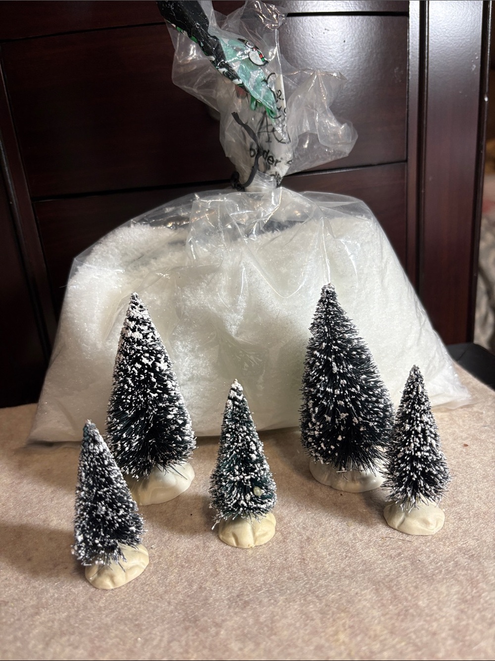 5 Snow Covered Trees with 1/2 bag of Fine Snow for Display